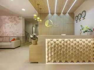 Зона отдыха в холле отеля